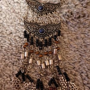 Native American Style Necklace Dangling Silver Tone and Black, Black Stones, 15"
